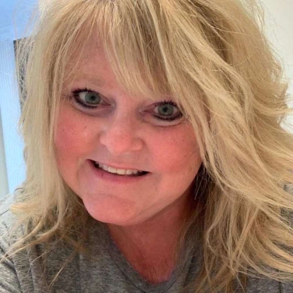 Meet your Posher, Kandi